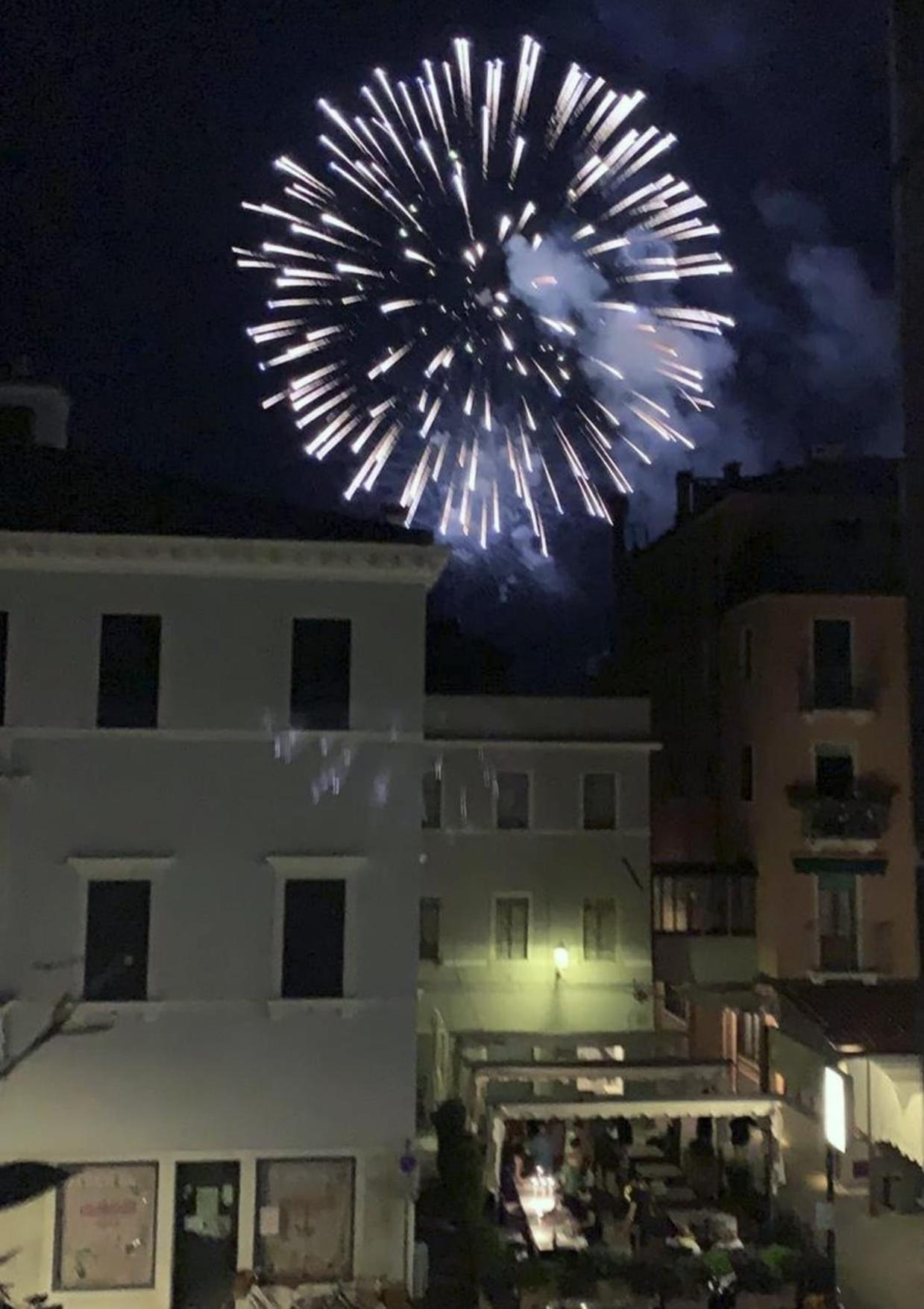 Casa Manuela Non Turisti Ma Ospiti Daire Chioggia Dış mekan fotoğraf